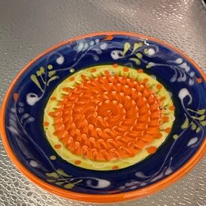 Vintage Pretty Garlic Grater Bowl